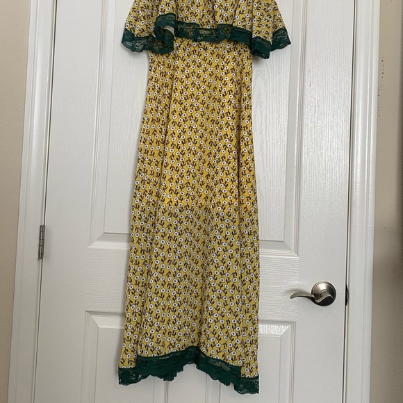 Floral Maxi Dress - Picture 3 of 5